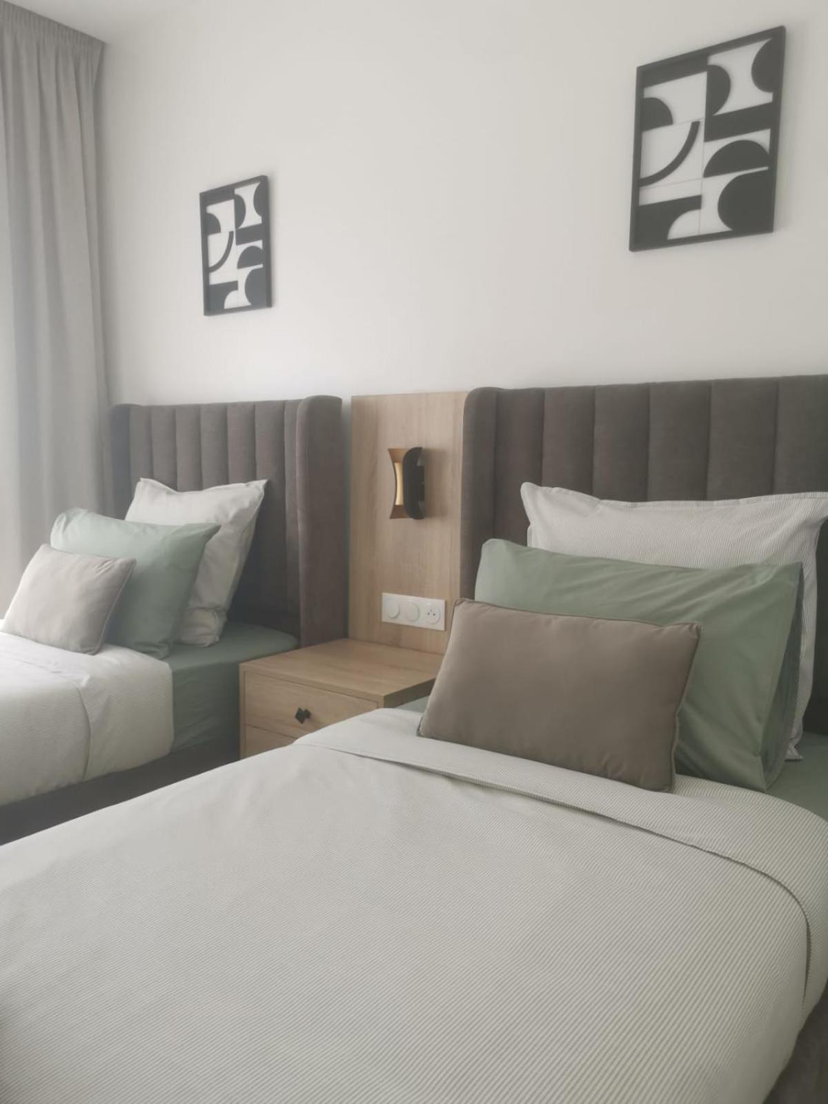 Apartment Face A La Cite Sportive