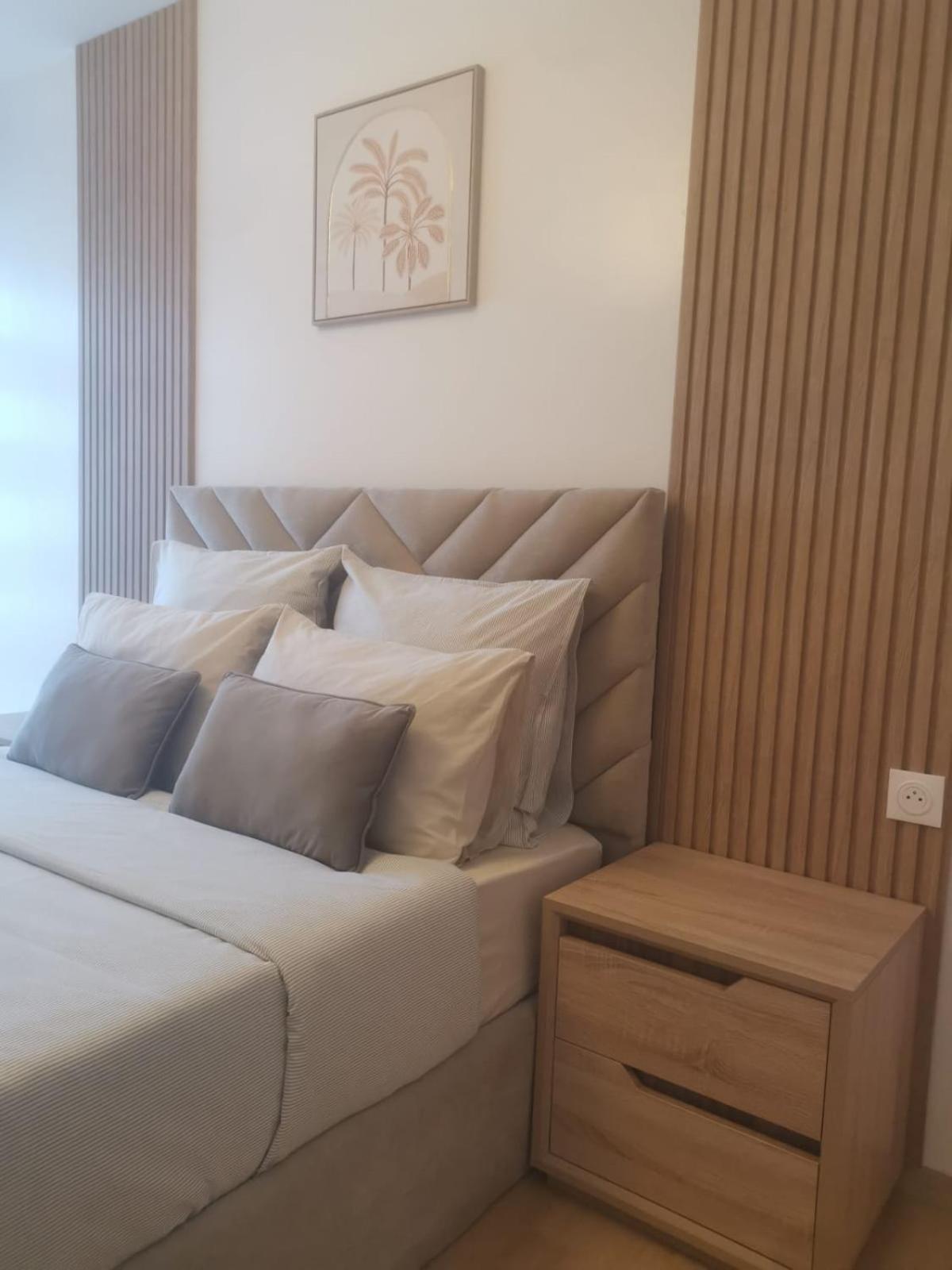 Apartment Face A La Cite Sportive Tangier